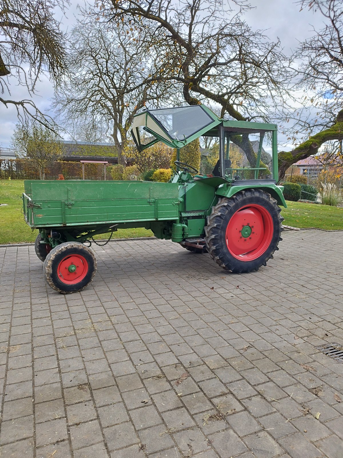 Traktor typu Fendt F250 GT, Gebrauchtmaschine v Beilngries (Obrázek 1)