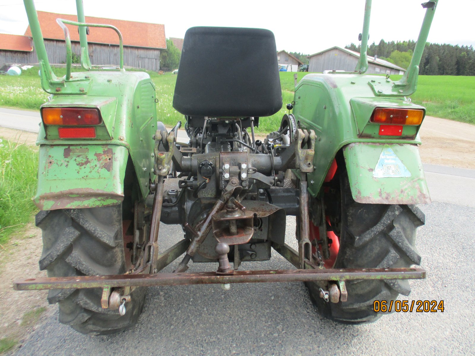 Traktor des Typs Fendt Farmer 1 D, Gebrauchtmaschine in Michelsneukirchen (Bild 4)