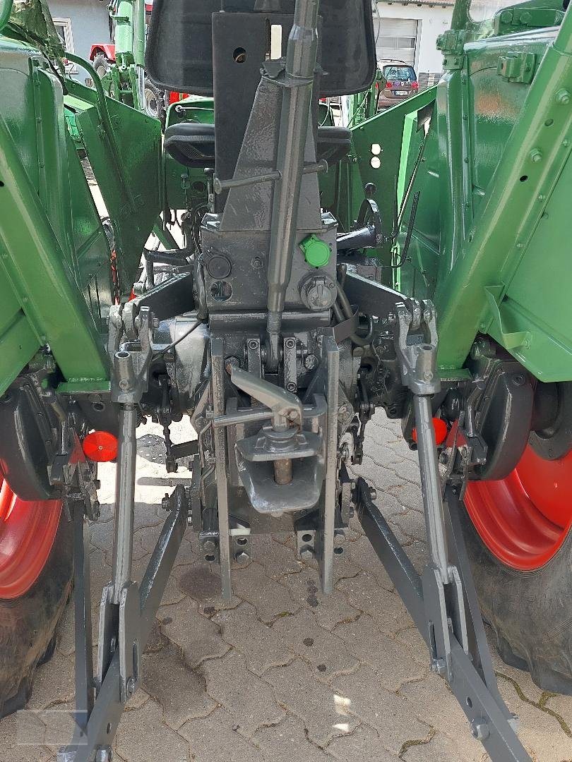 Traktor van het type Fendt Farmer 102 S, Gebrauchtmaschine in Kleinlangheim - Atzhausen (Foto 7)