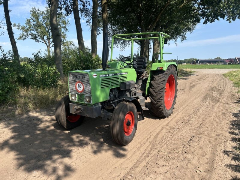 Traktor типа Fendt Farmer 102 S, Gebrauchtmaschine в Staphorst