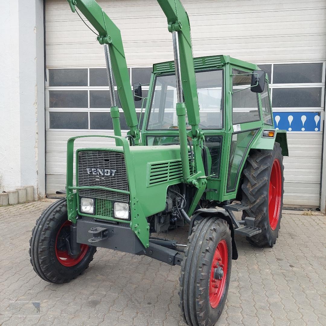 Traktor des Typs Fendt Farmer 103 S, Gebrauchtmaschine in Kleinlangheim - Atzhausen (Bild 1)