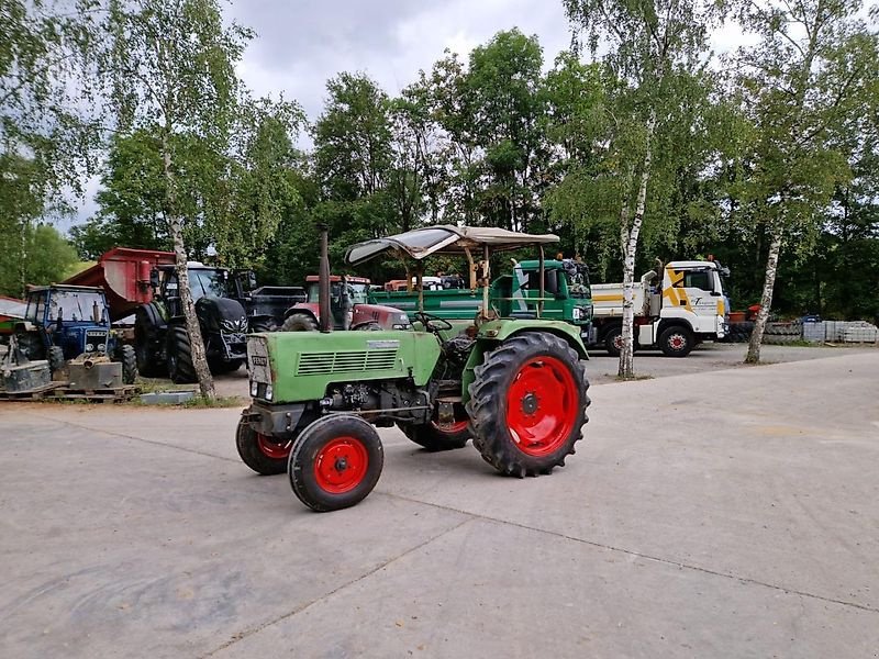 Traktor типа Fendt Farmer 103 S, Gebrauchtmaschine в Tiefensall (Фотография 3)