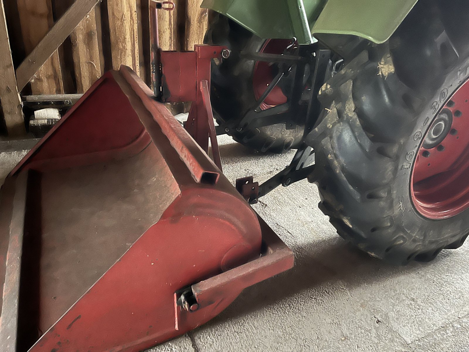 Traktor a típus Fendt Farmer 103 S, Gebrauchtmaschine ekkor: Donaueschingen (Kép 7)