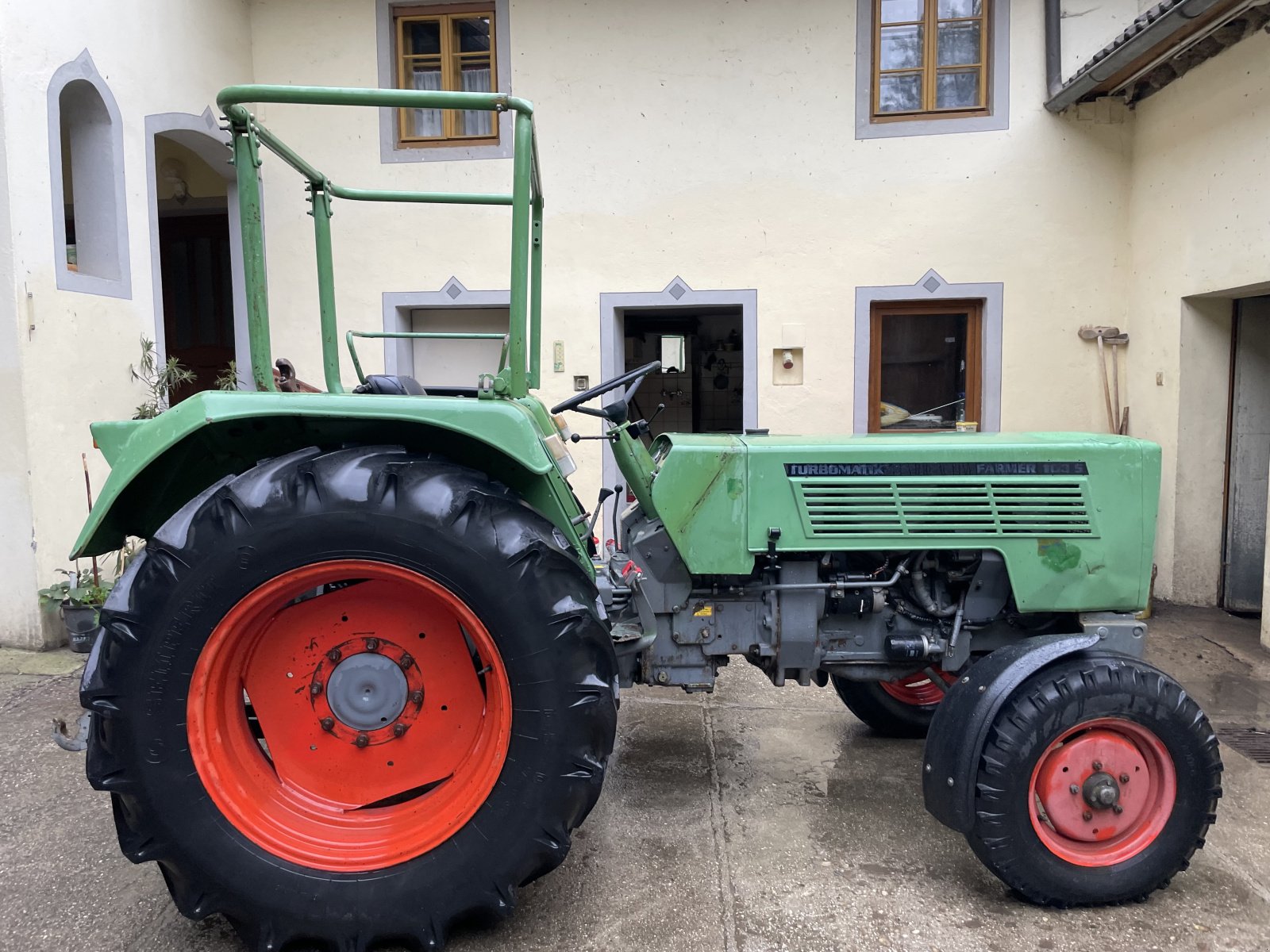 Traktor типа Fendt Farmer 103 S, Gebrauchtmaschine в Pöggstall (Фотография 3)