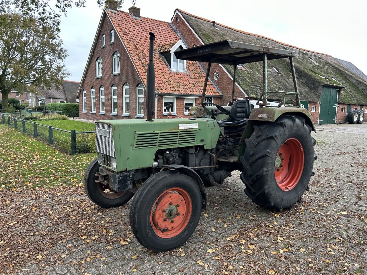 Traktor des Typs Fendt Farmer 104 S, Gebrauchtmaschine in Staphorst (Bild 1)