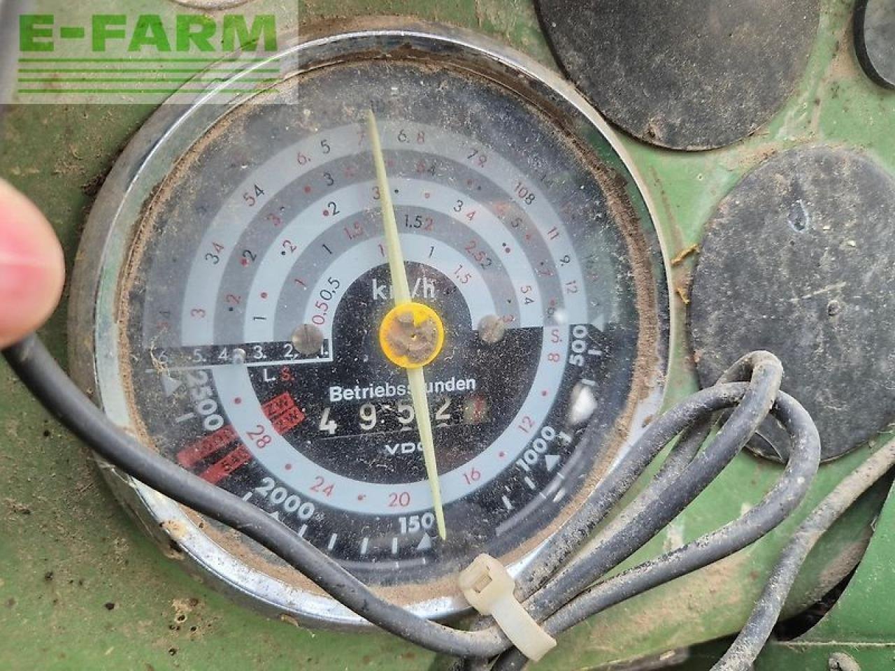 Traktor of the type Fendt farmer 104s turbomatik mit stoll frontlader, Gebrauchtmaschine in WALDKAPPEL-BISCHHAUSEN (Picture 16)