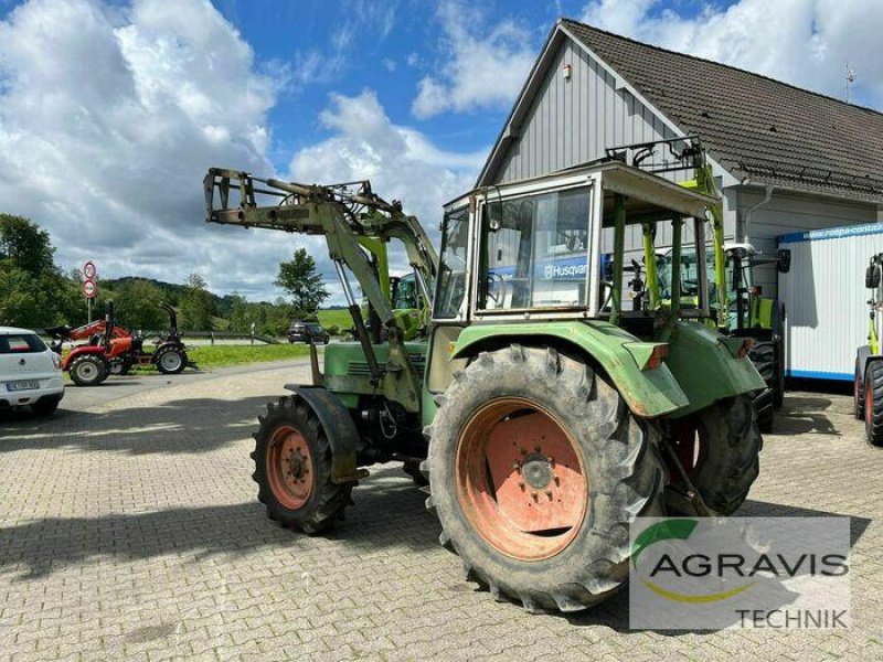 Traktor des Typs Fendt FARMER 105 SA, Gebrauchtmaschine in Meschede (Bild 1)