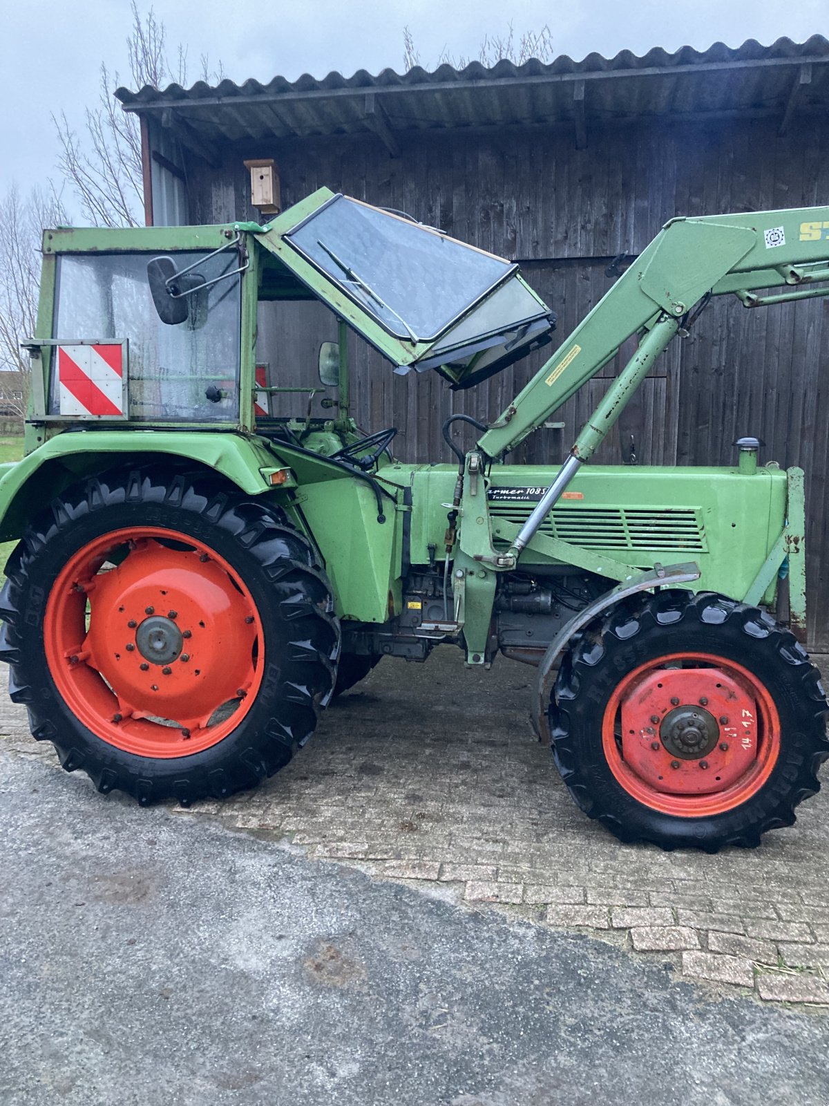 Traktor типа Fendt Farmer 108 S, Gebrauchtmaschine в Ahnsbeck (Фотография 1)