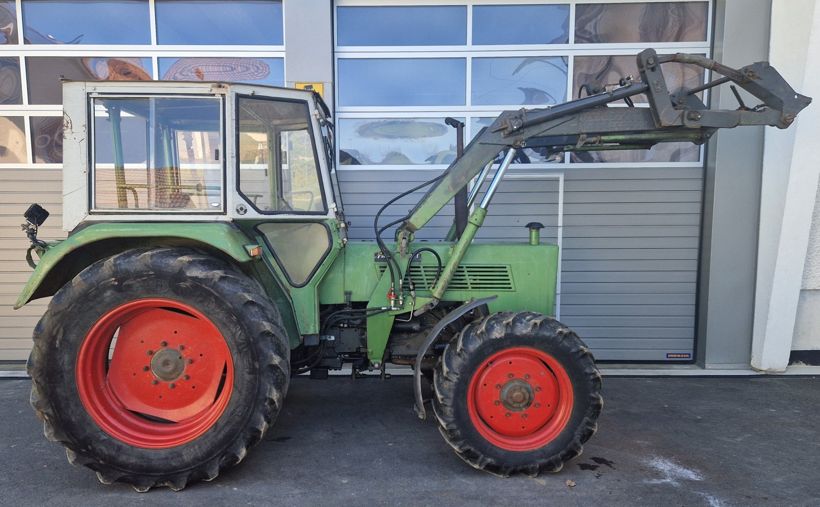 Traktor типа Fendt Farmer 108 SA, Gebrauchtmaschine в Neureichenau (Фотография 2)