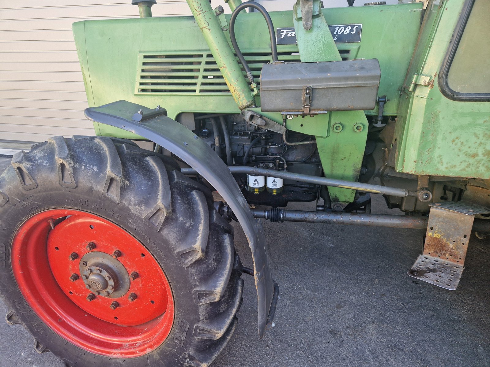 Traktor del tipo Fendt Farmer 108 SA, Gebrauchtmaschine en Neureichenau (Imagen 8)