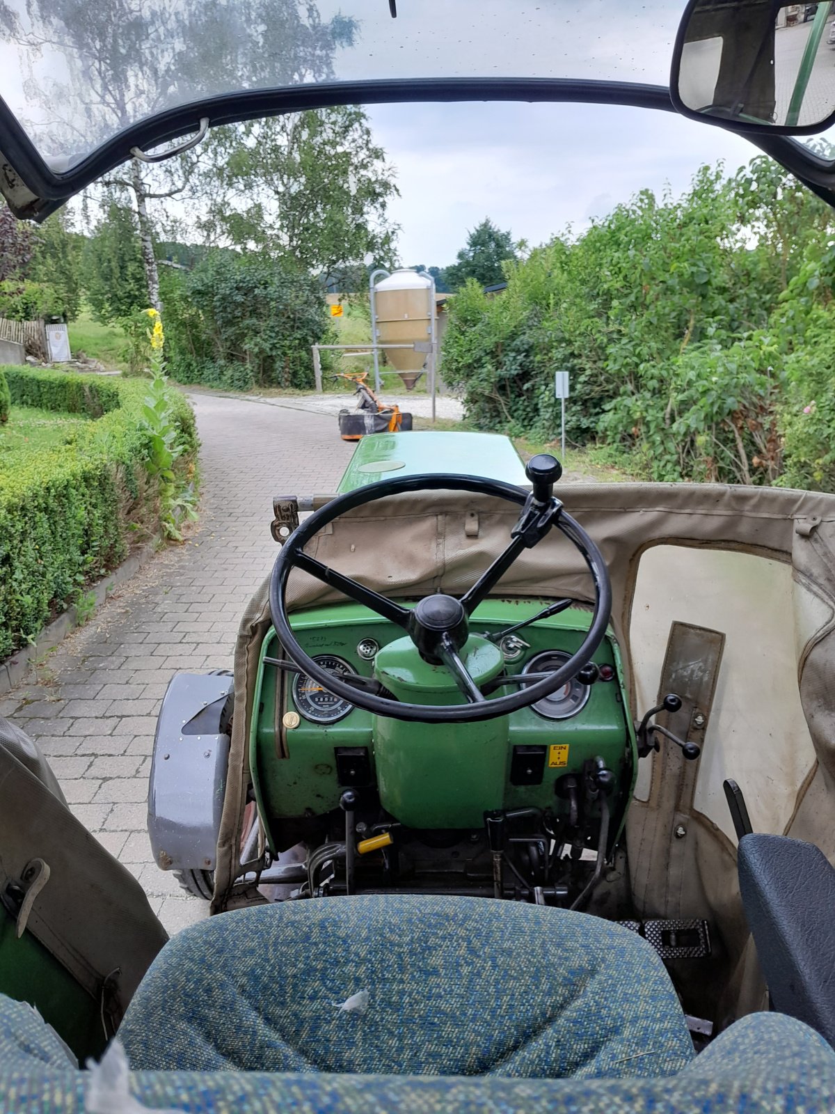 Traktor des Typs Fendt Farmer 2 S, Gebrauchtmaschine in Walsdorf (Bild 2)