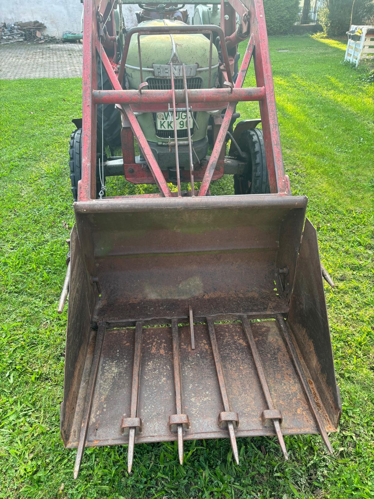 Traktor van het type Fendt Farmer 2, Gebrauchtmaschine in Gunzenhausen (Foto 2)