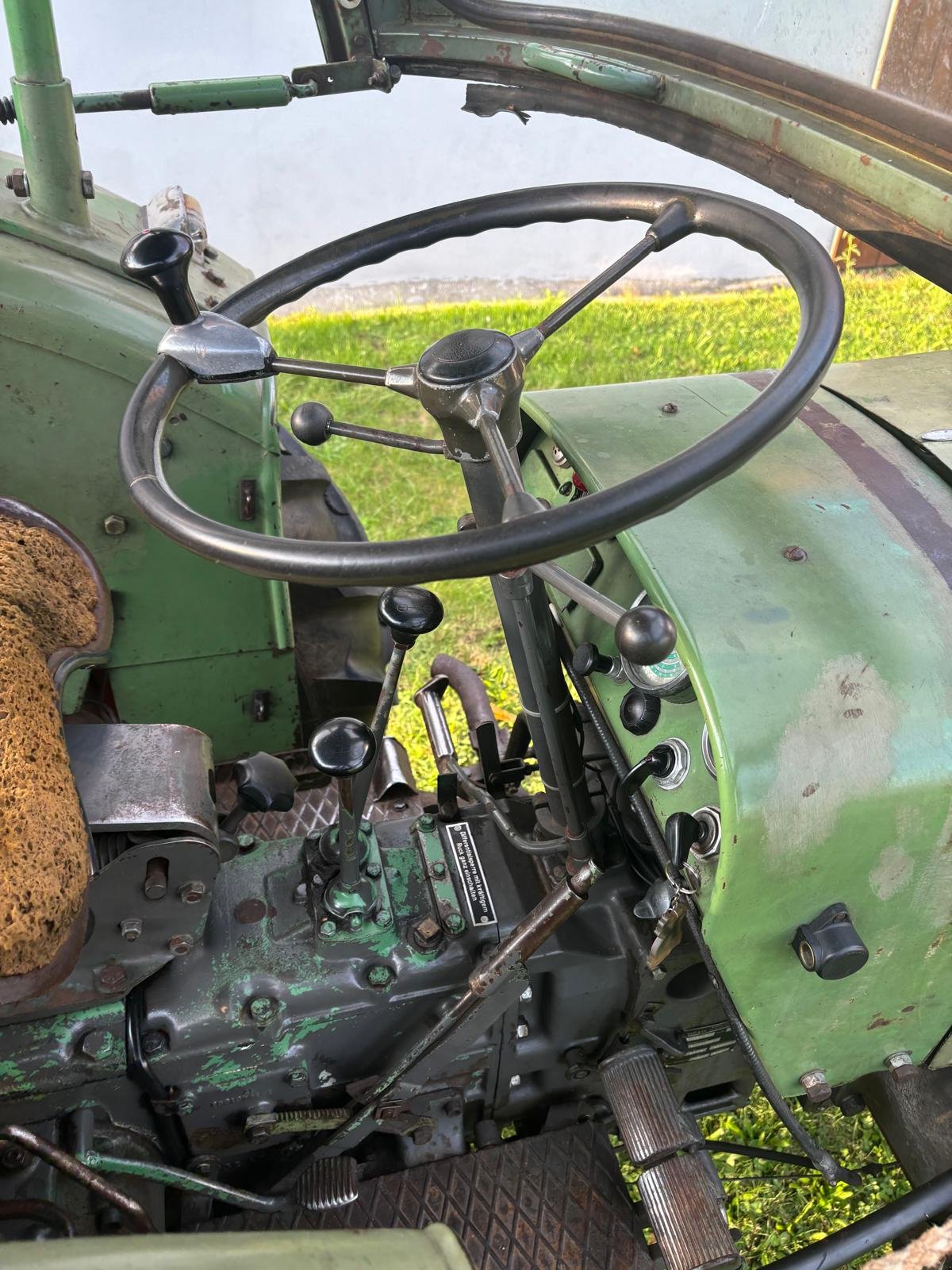 Traktor Türe ait Fendt Farmer 2, Gebrauchtmaschine içinde Gunzenhausen (resim 3)