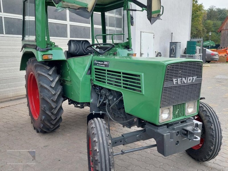 Traktor типа Fendt Farmer 200 S, Gebrauchtmaschine в Kleinlangheim - Atzhausen (Фотография 1)