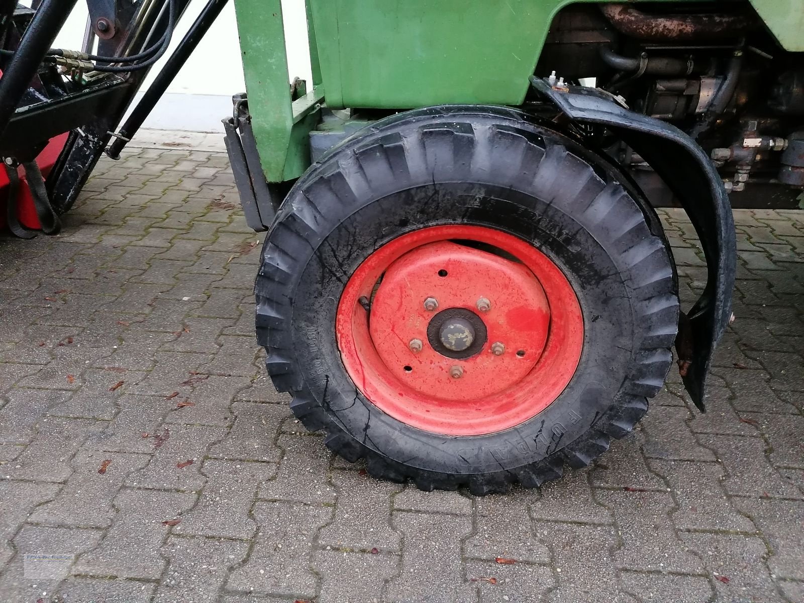 Traktor typu Fendt Farmer 201, Gebrauchtmaschine w Obing (Zdjęcie 2)