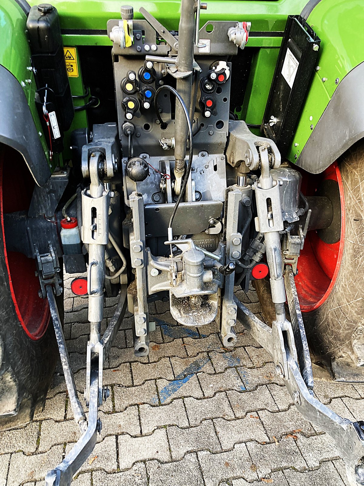 Traktor des Typs Fendt Farmer 207 S, Gebrauchtmaschine in Murnau (Bild 19)