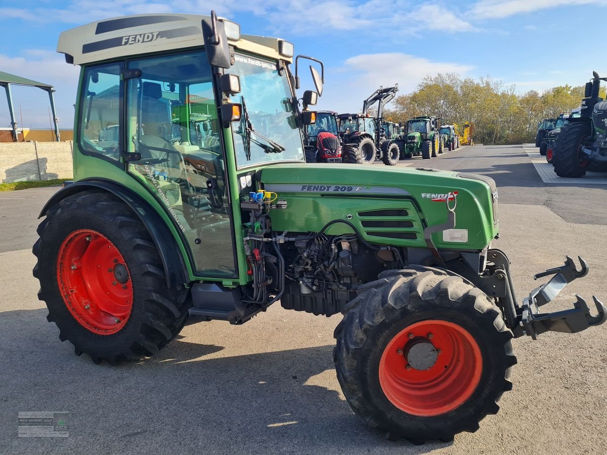 Traktor des Typs Fendt Farmer 209 FA, Gebrauchtmaschine in Gerasdorf (Bild 7)