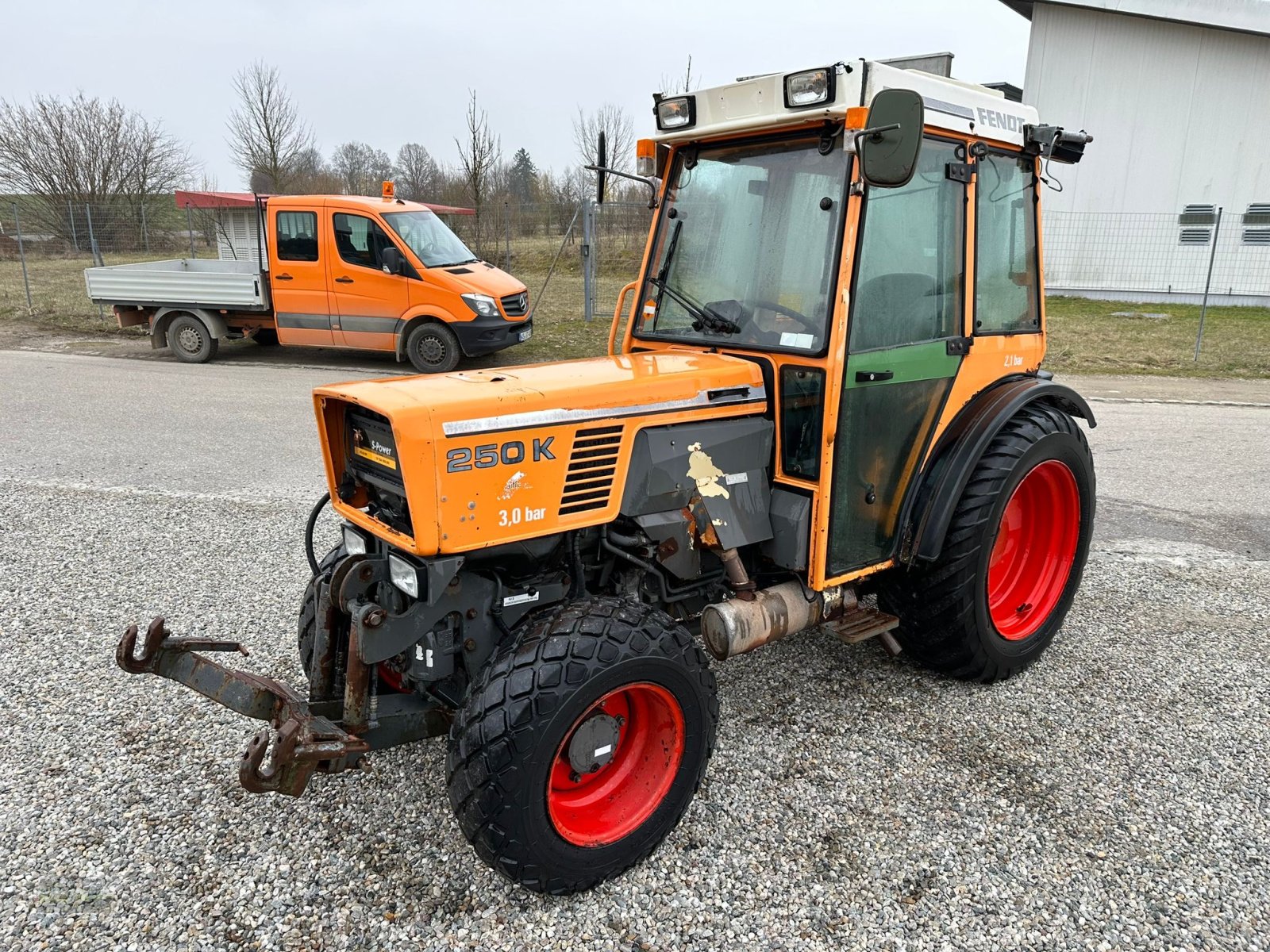 Traktor typu Fendt Farmer 250 S, Gebrauchtmaschine w Kienberg (Zdjęcie 1)