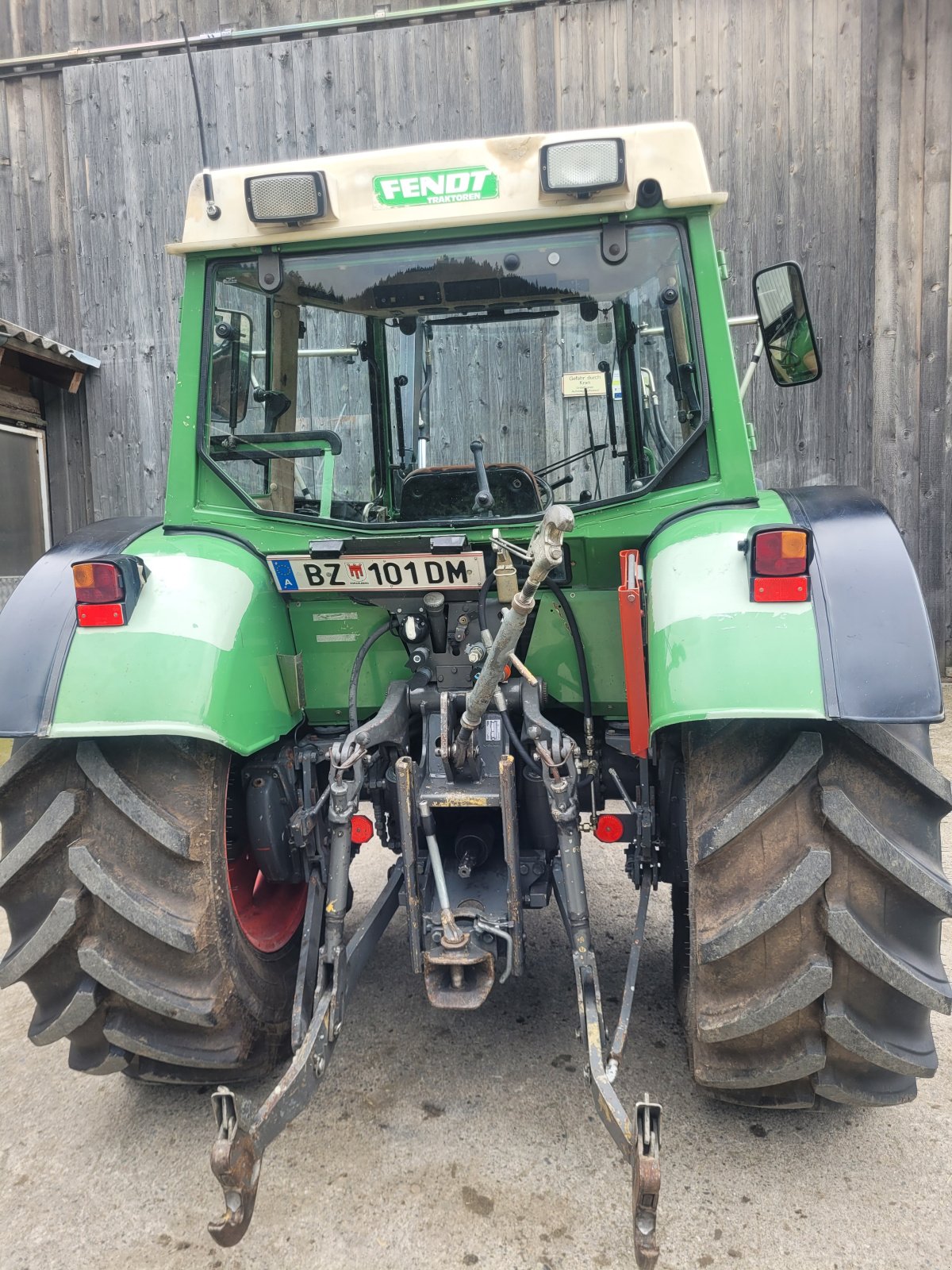 Traktor van het type Fendt Farmer 275 SA, Gebrauchtmaschine in Gortipohl (Foto 2)