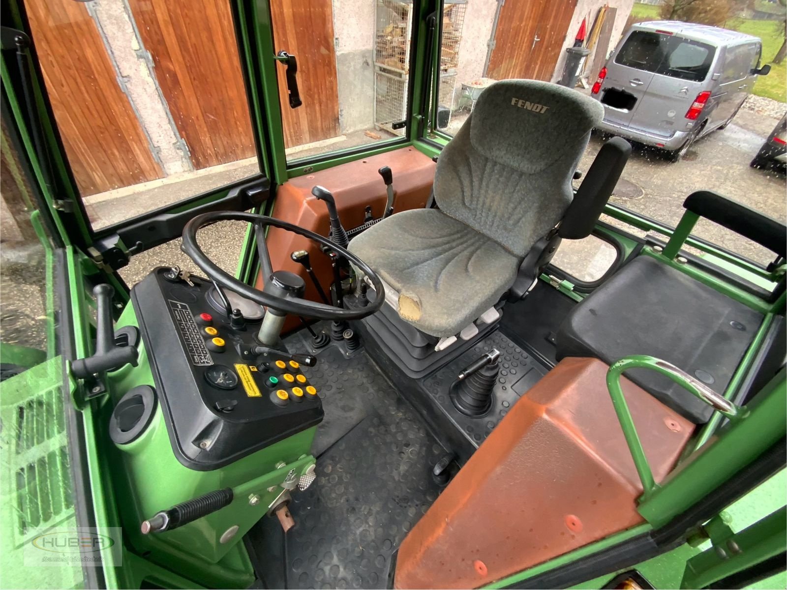 Traktor des Typs Fendt Farmer 304 LSA 40 km/h, Gebrauchtmaschine in Kundl/Tirol (Bild 9)