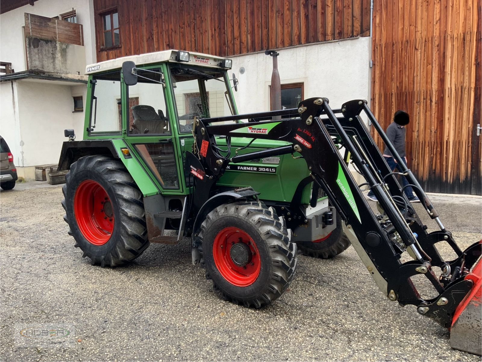 Traktor des Typs Fendt Farmer 304 LSA 40 km/h, Gebrauchtmaschine in Kundl/Tirol (Bild 8)