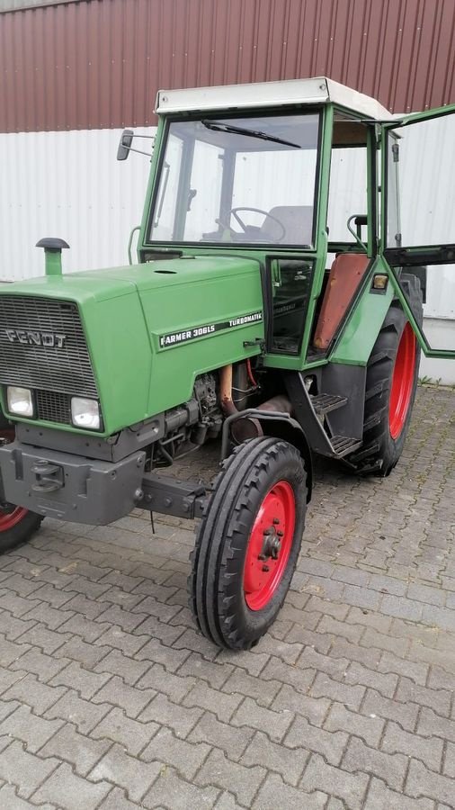 Traktor Türe ait Fendt Farmer 306 LS 40 km/h, Gebrauchtmaschine içinde Pischelsdorf am Engelbach (resim 11)