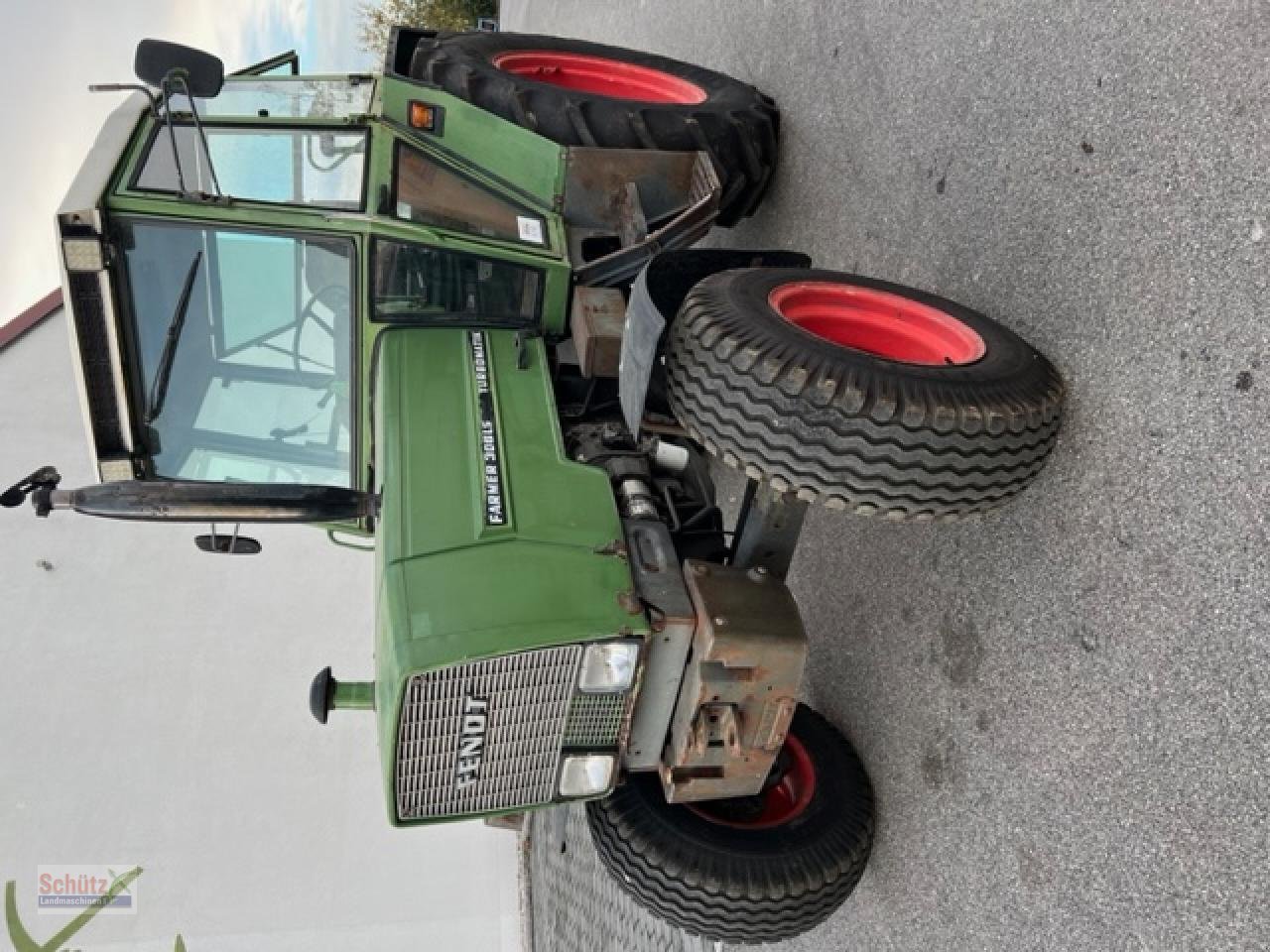 Traktor des Typs Fendt Farmer 306  LS, Reifen neuwertig, Gebrauchtmaschine in Schierling (Bild 2)