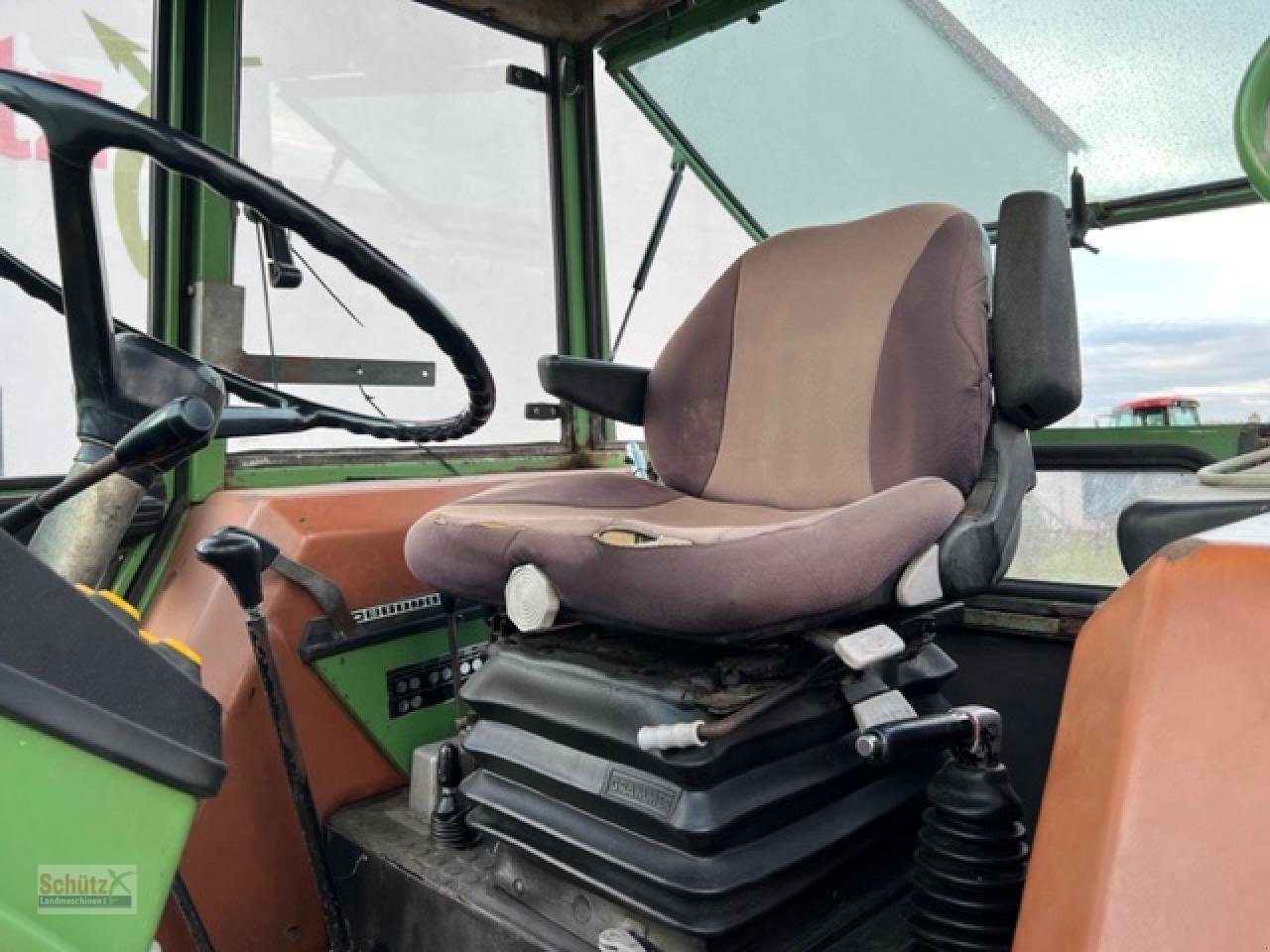 Traktor des Typs Fendt Farmer 306  LS, Reifen neuwertig, Gebrauchtmaschine in Schierling (Bild 10)