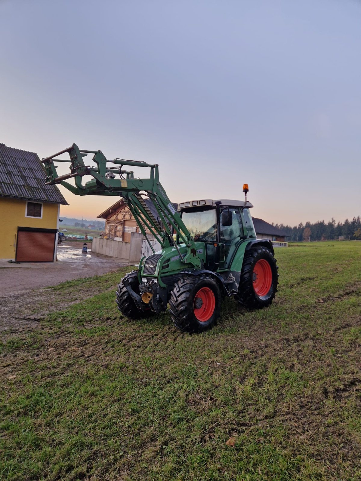 Traktor des Typs Fendt Farmer 307 C, Gebrauchtmaschine in Schalchen (Bild 1)