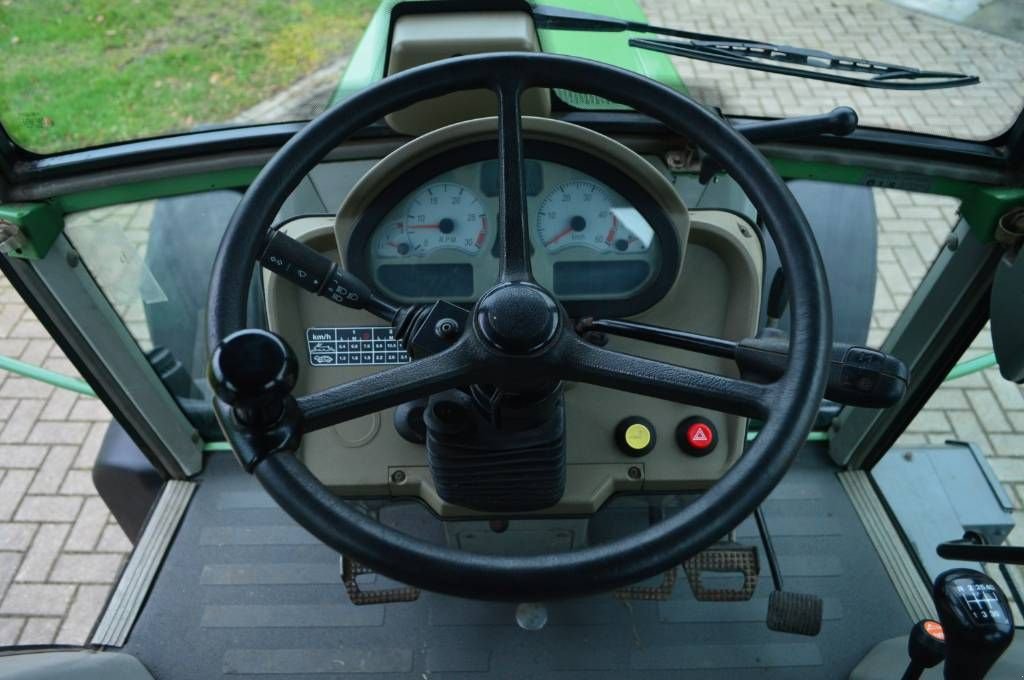 Traktor des Typs Fendt Farmer 307 CI 2-WD, Gebrauchtmaschine in Erichem (Bild 2)