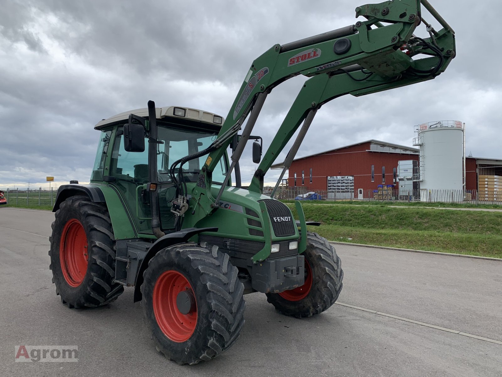 Traktor typu Fendt Farmer 307 CI, Gebrauchtmaschine v Meißenheim-Kürzell (Obrázok 8)