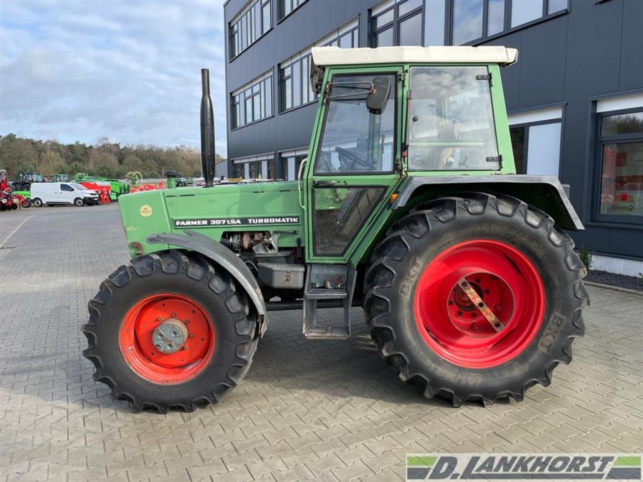 Traktor des Typs Fendt Farmer 307 LSA DEFEKT, Gebrauchtmaschine in Neuenhaus (Bild 9)