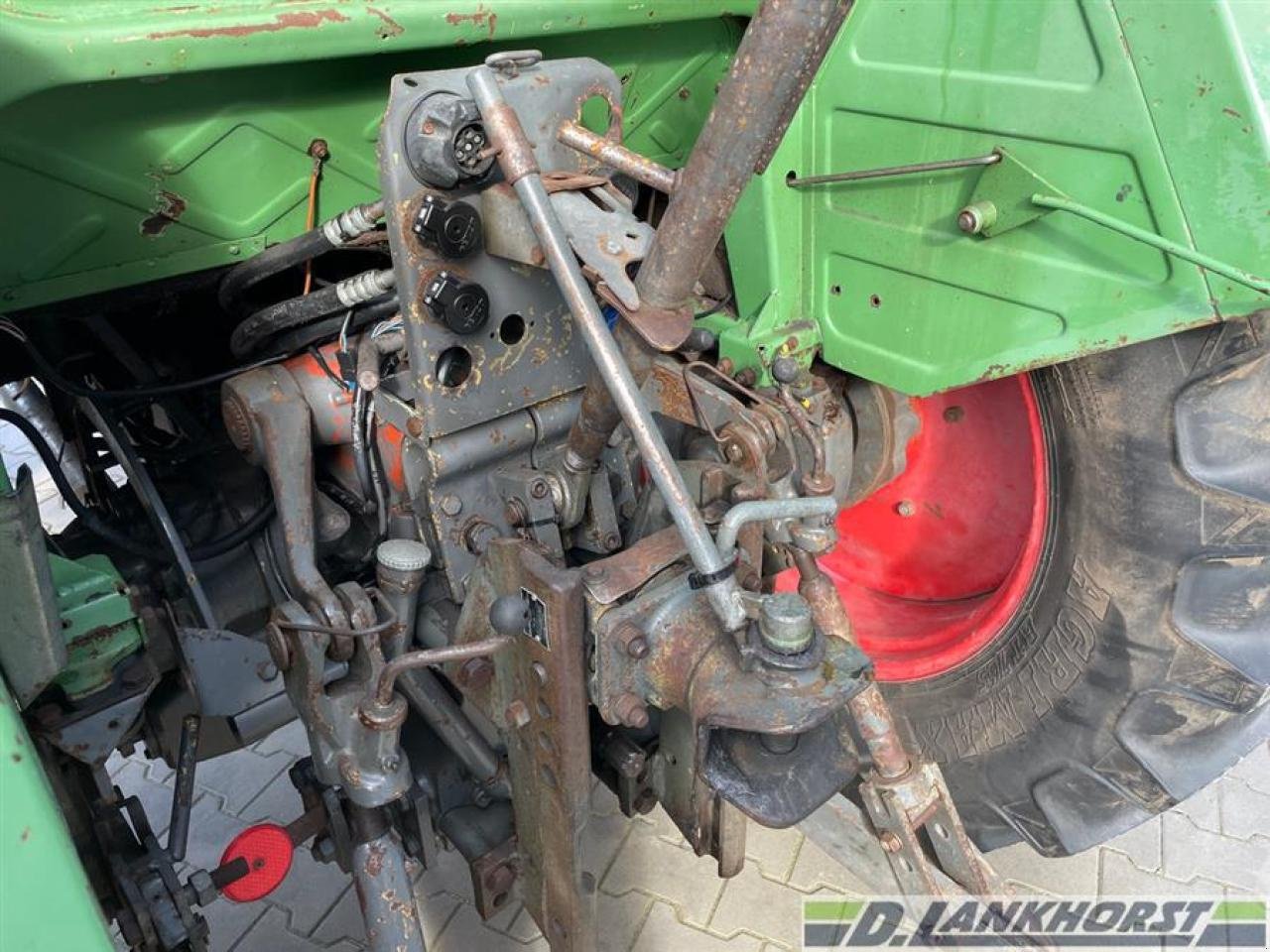 Traktor des Typs Fendt Farmer 307 LSA DEFEKT, Gebrauchtmaschine in Neuenhaus (Bild 12)