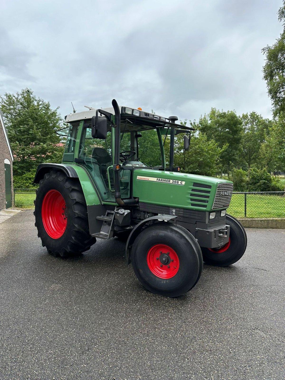 Traktor του τύπου Fendt Farmer 308 C, Gebrauchtmaschine σε zwolle (Φωτογραφία 2)