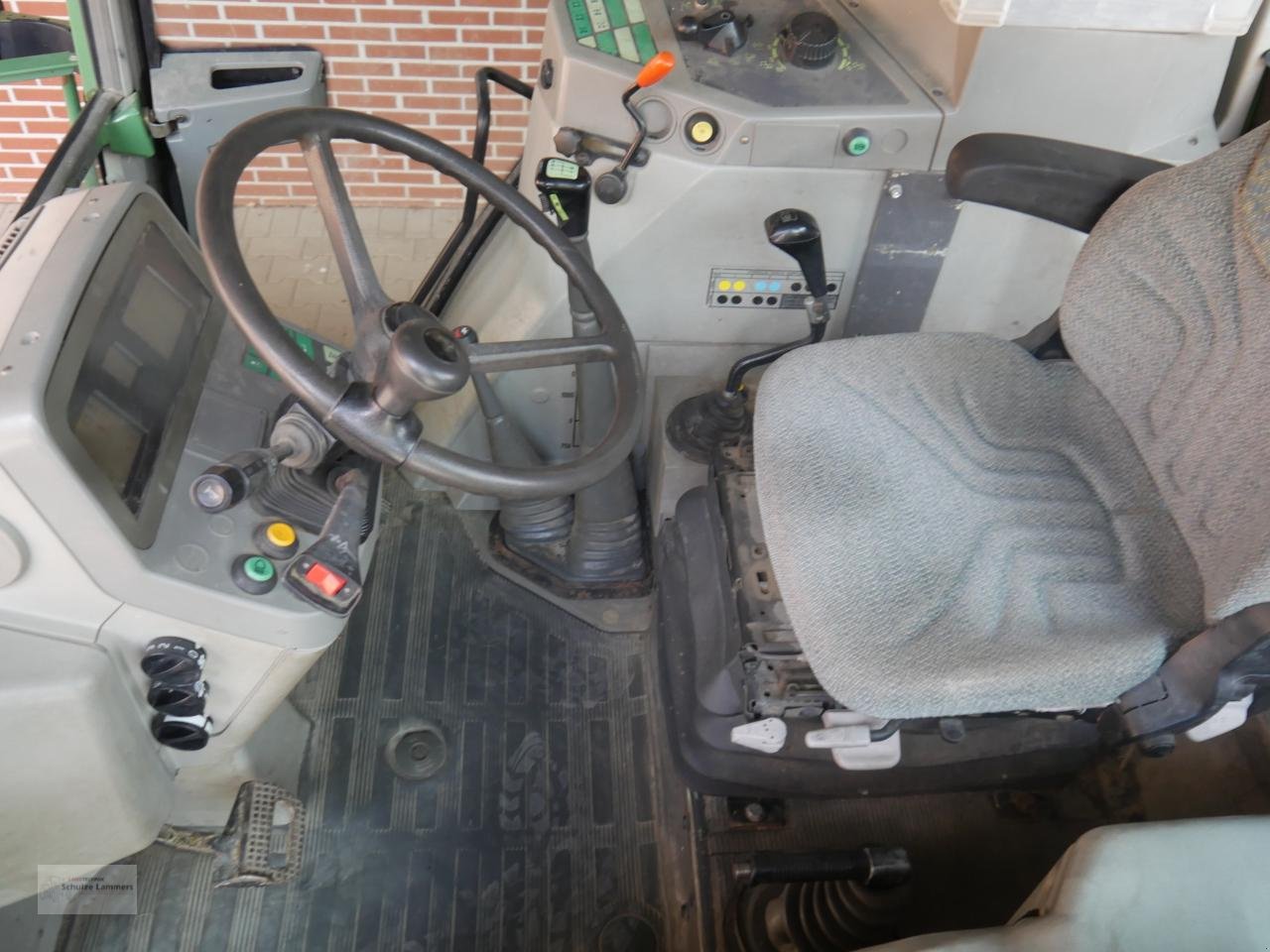 Traktor typu Fendt Farmer 308 E nur 3100 Std., Gebrauchtmaschine w Borken (Zdjęcie 11)