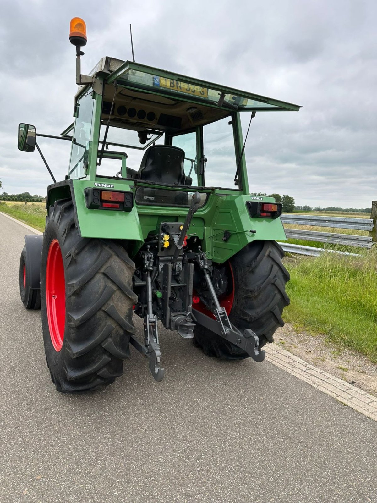 Traktor типа Fendt Farmer 308 LS, Gebrauchtmaschine в zwolle (Фотография 6)