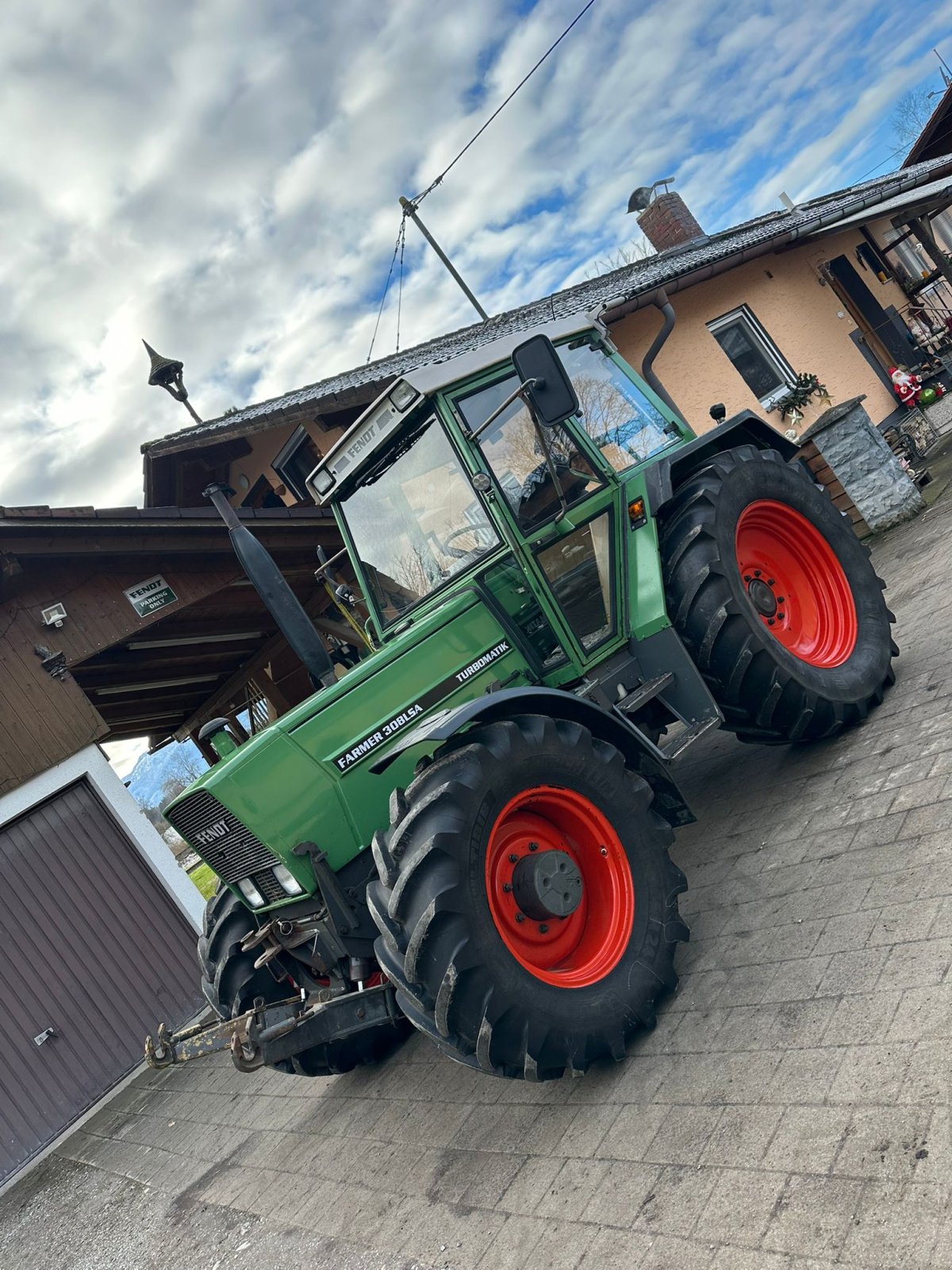 Traktor del tipo Fendt Farmer 308 LSA, Gebrauchtmaschine In Oberornau (Immagine 3)