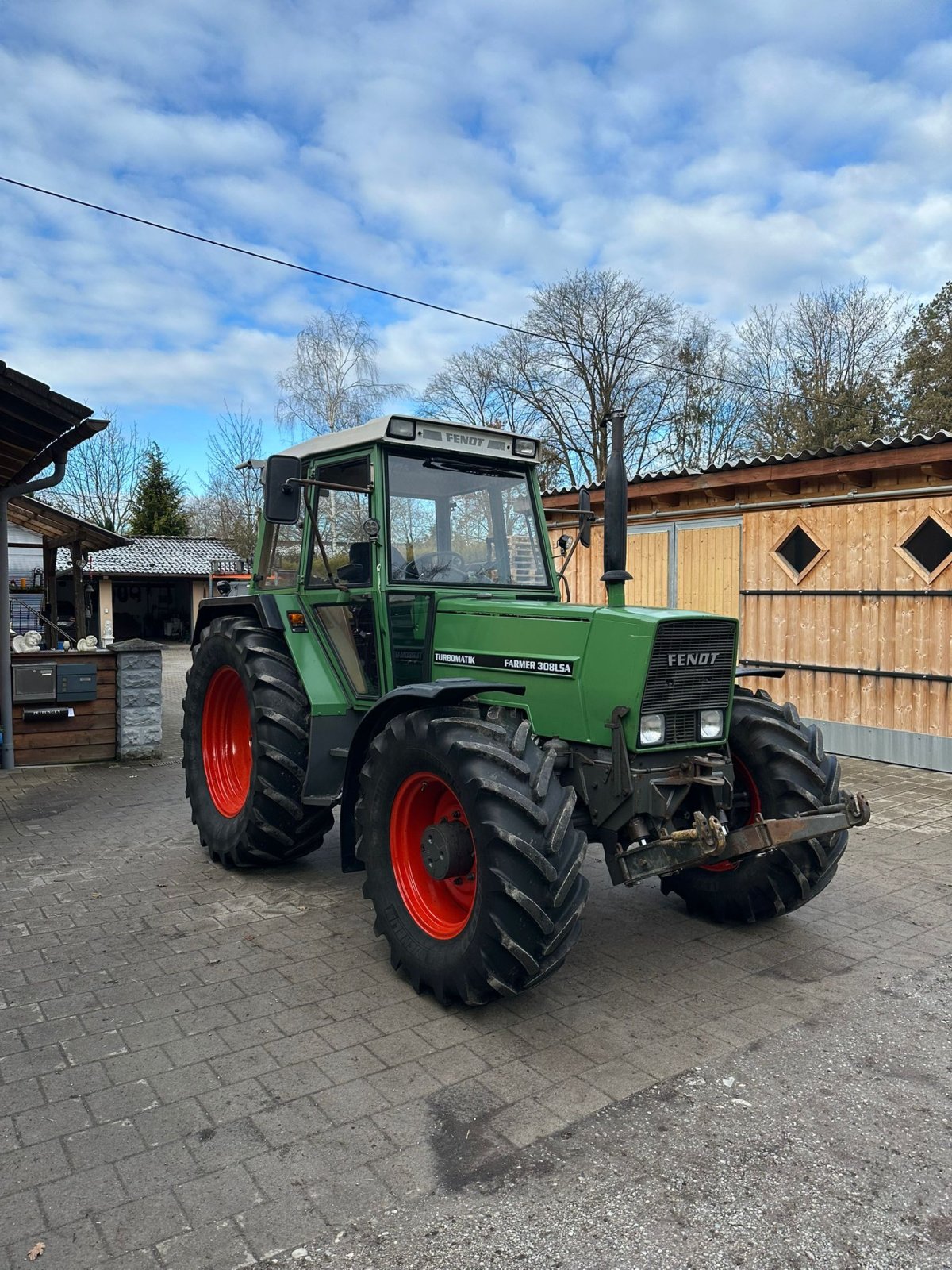 Traktor del tipo Fendt Farmer 308 LSA, Gebrauchtmaschine In Oberornau (Immagine 5)