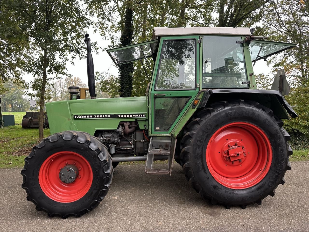 Traktor van het type Fendt Farmer 308 LSA, Gebrauchtmaschine in Rossum (Foto 3)