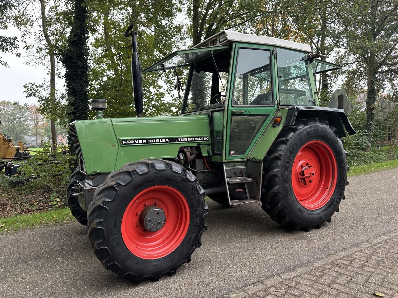 Traktor van het type Fendt Farmer 308 LSA, Gebrauchtmaschine in Rossum (Foto 1)