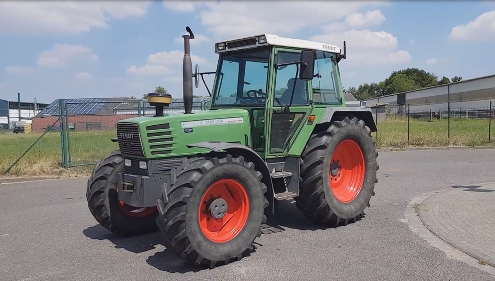 Traktor van het type Fendt Farmer 308 LSA, Gebrauchtmaschine in Casic (Foto 2)