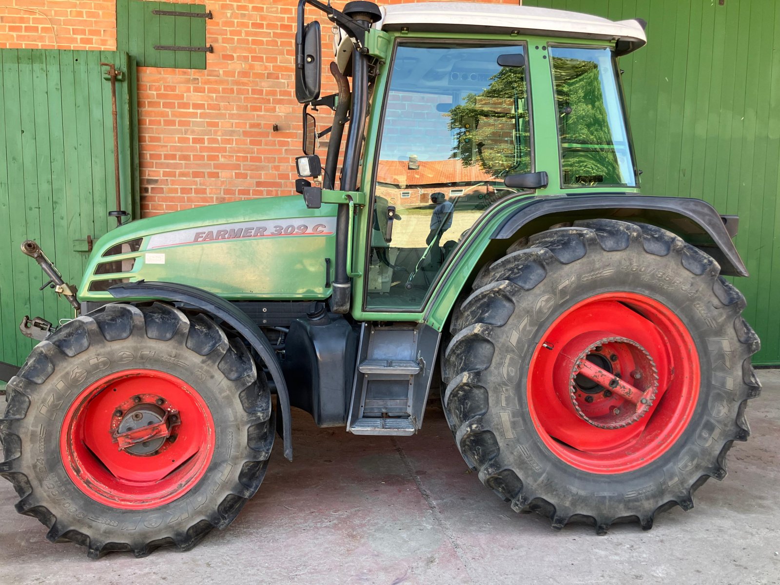 Traktor del tipo Fendt Farmer 309 C, Gebrauchtmaschine In Stoetze (Immagine 1)