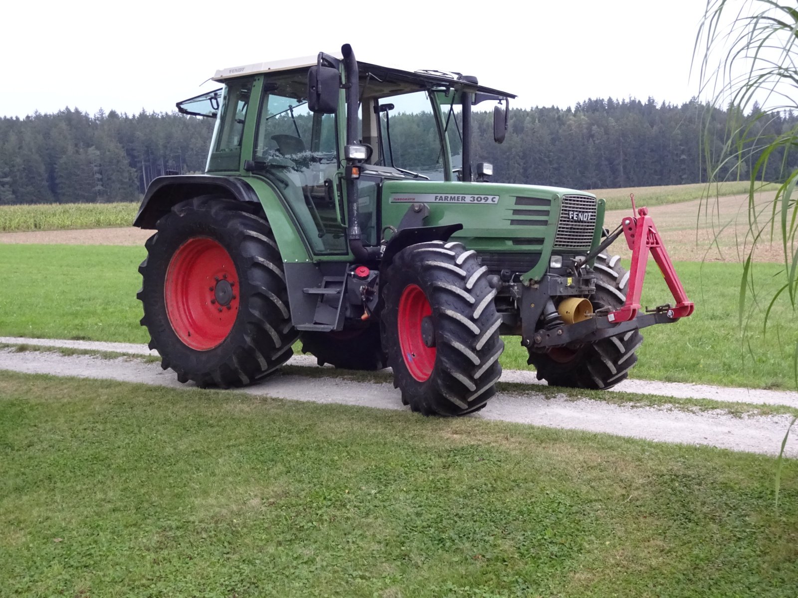 Traktor типа Fendt Farmer 309 C, Gebrauchtmaschine в Breitenbrunn (Фотография 15)