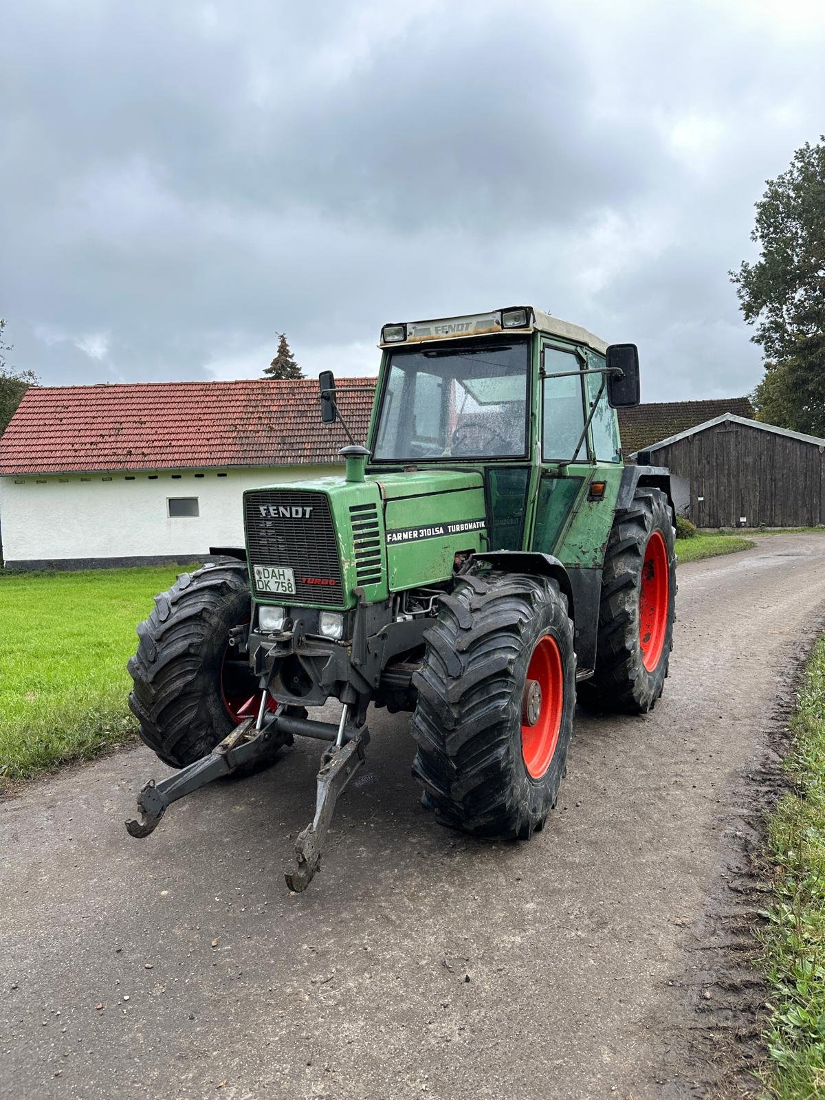 Traktor Türe ait Fendt Farmer 310 LSA, Gebrauchtmaschine içinde Bergkirchen (resim 2)