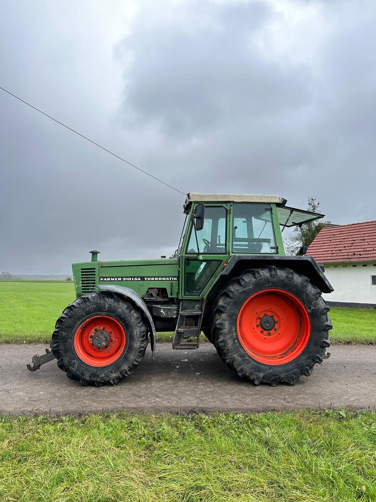 Traktor typu Fendt Farmer 310 LSA, Gebrauchtmaschine w Bergkirchen (Zdjęcie 1)