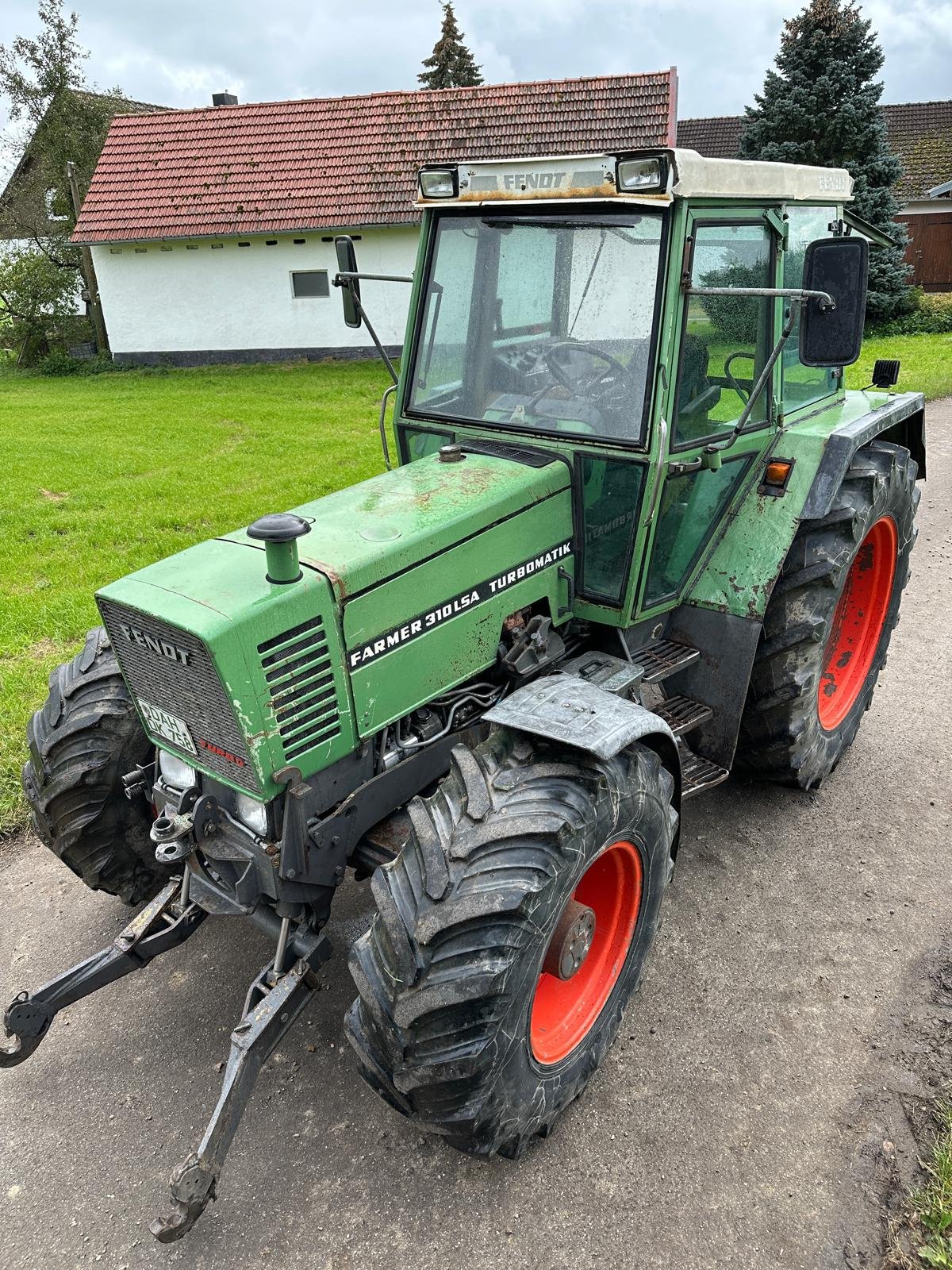 Traktor van het type Fendt Farmer 310 LSA, Gebrauchtmaschine in Bergkirchen (Foto 9)