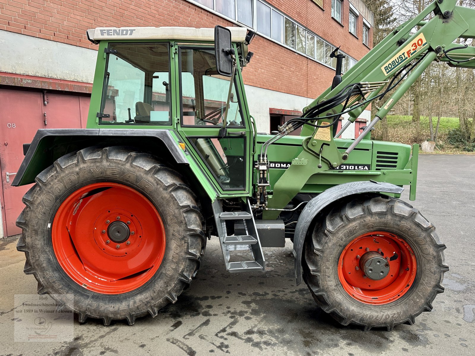 Traktor Türe ait Fendt Farmer 310 mit Stoll Frontlader ( No 308 309 311 312 ), Gebrauchtmaschine içinde Weimar/Hessen (resim 5)