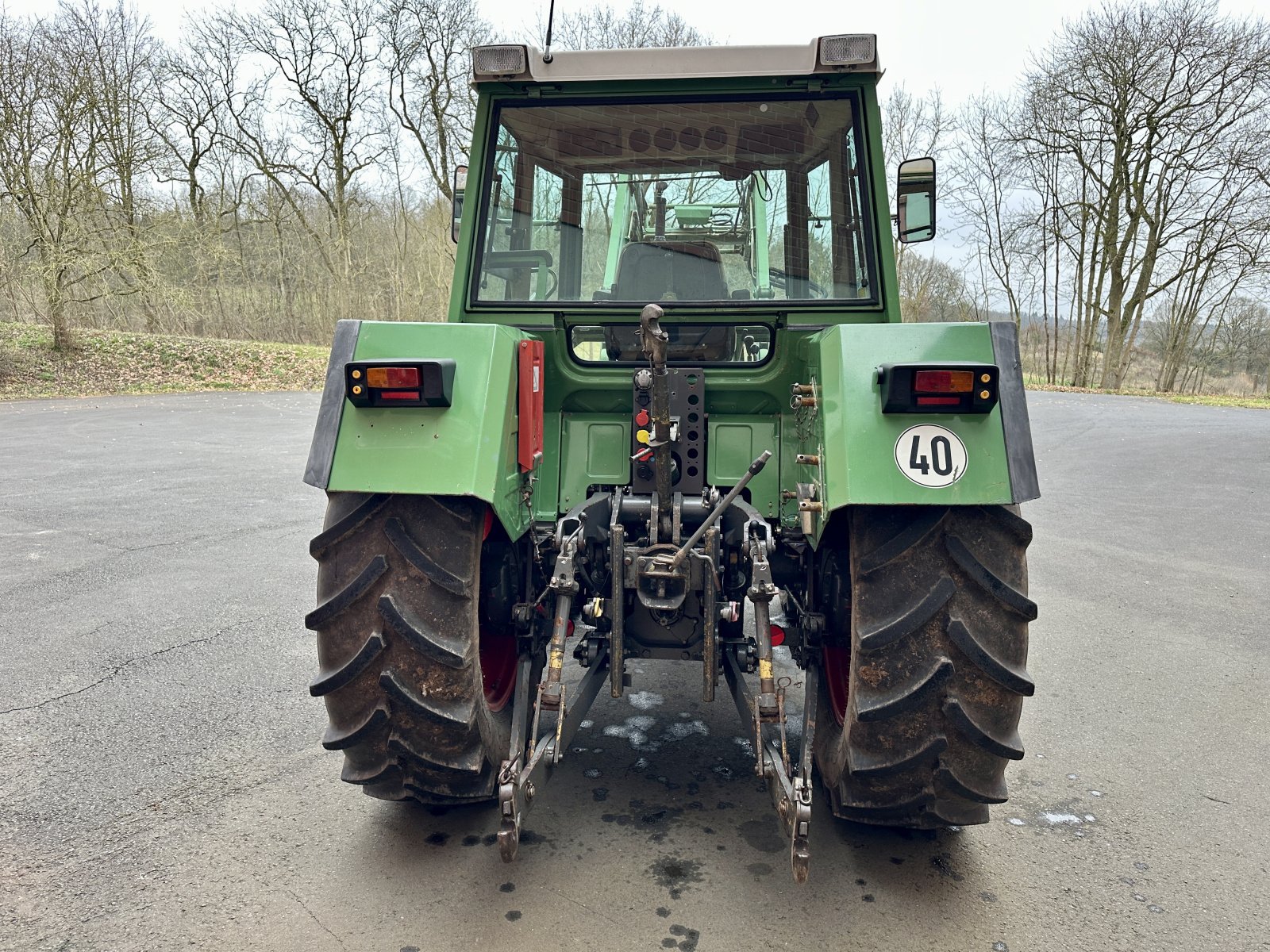 Traktor Türe ait Fendt Farmer 310 mit Stoll Frontlader ( No 308 309 311 312 ), Gebrauchtmaschine içinde Weimar/Hessen (resim 10)