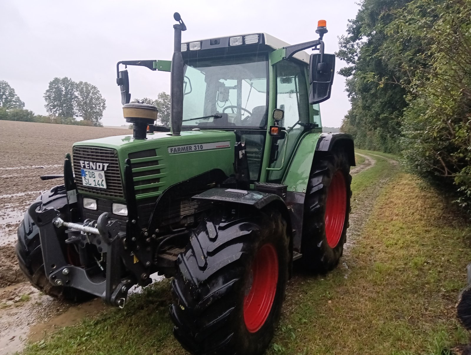 Traktor a típus Fendt Farmer 310, Gebrauchtmaschine ekkor: Merching (Kép 1)