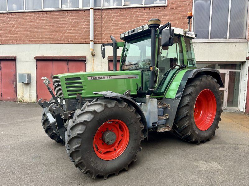 Traktor of the type Fendt Farmer 311, FH, Klima, DL, gef. VA (kein 310 312 510 511 512), Gebrauchtmaschine in Weimar/Hessen (Picture 1)